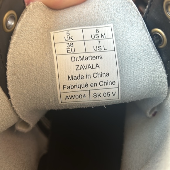 Dr. Martens Women's Zavala White Leather Combat Boots - Size 7 - Picture 11 of 11